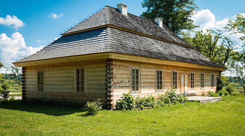 Aus Holz gebaut: Vom kleinen Gartenhaus bis zum Wolkenkratzer